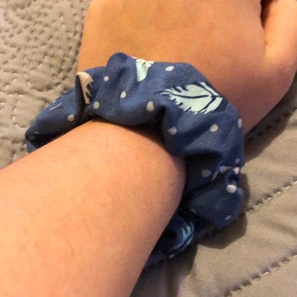 100% Handmade Scrunchie - Picture 2 of 2